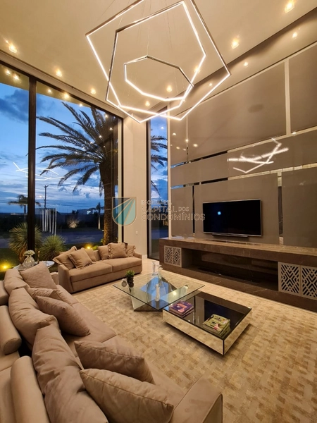 Mansão beira lago no Sense: 6ª foto da galeria de imagens do imóvel