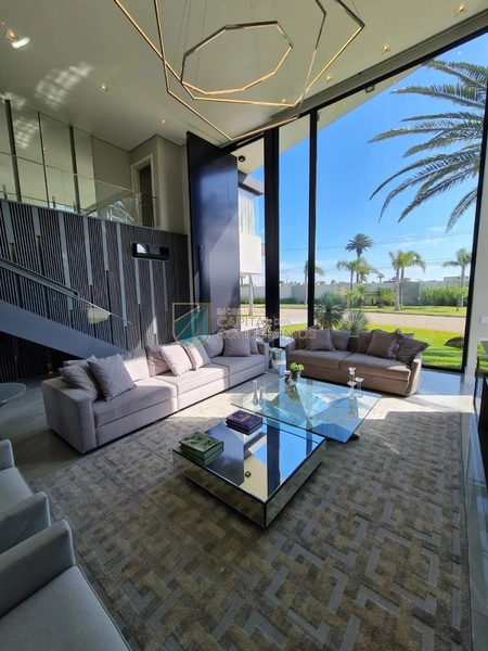 Mansão beira lago no Sense: 8ª foto da galeria de imagens do imóvel