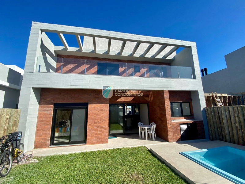 Belíssimo sobrado com piscina no condomínio Blue em Xangri-lá: 18ª foto da galeria de imagens do imóvel