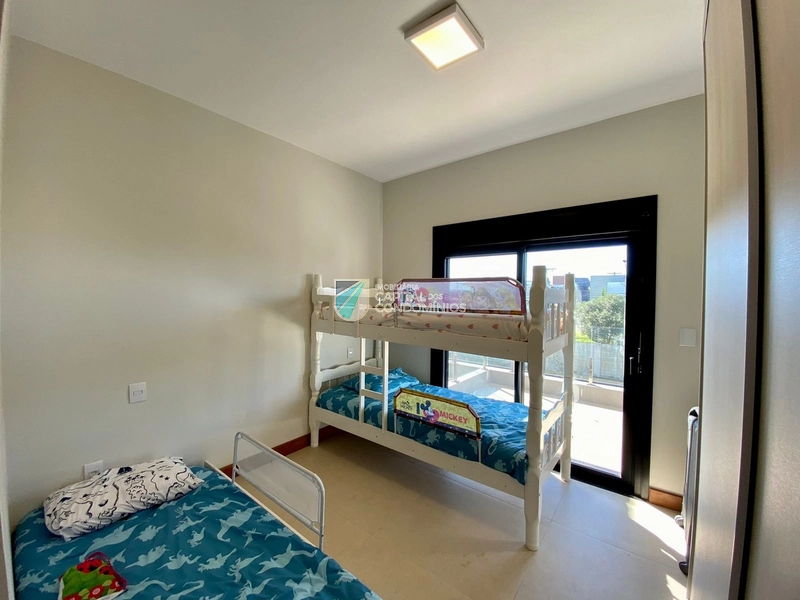 Belíssimo sobrado com piscina no condomínio Blue em Xangri-lá: 27ª foto da galeria de imagens do imóvel