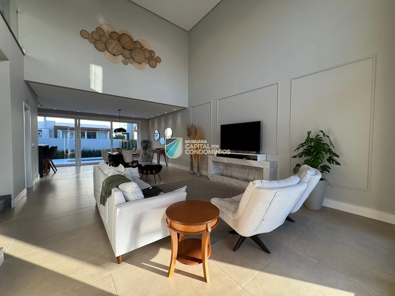 Belíssimo sobrado com piscina no condomínio Blue em Xangri-lá: 12ª foto da galeria de imagens do imóvel