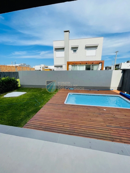 Belíssimo sobrado com piscina no condomínio Blue em Xangri-lá: 29ª foto da galeria de imagens do imóvel