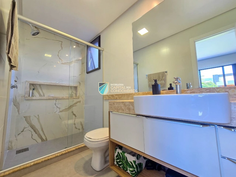 Casa térrea com piscina no condomínio Blue: 29ª foto da galeria de imagens do imóvel