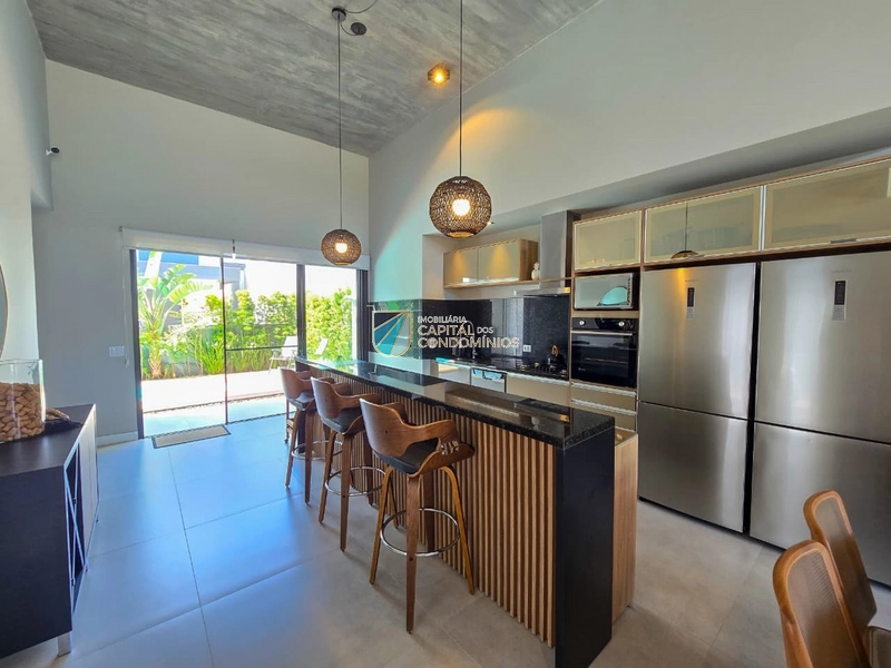 Casa térrea com piscina no condomínio Blue: 18ª foto da galeria de imagens do imóvel