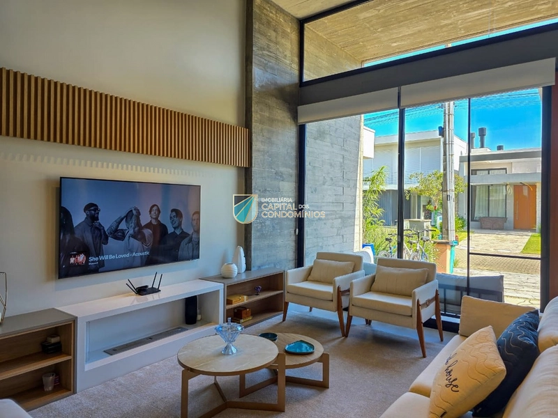 Casa térrea com piscina no condomínio Blue: 6ª foto da galeria de imagens do imóvel