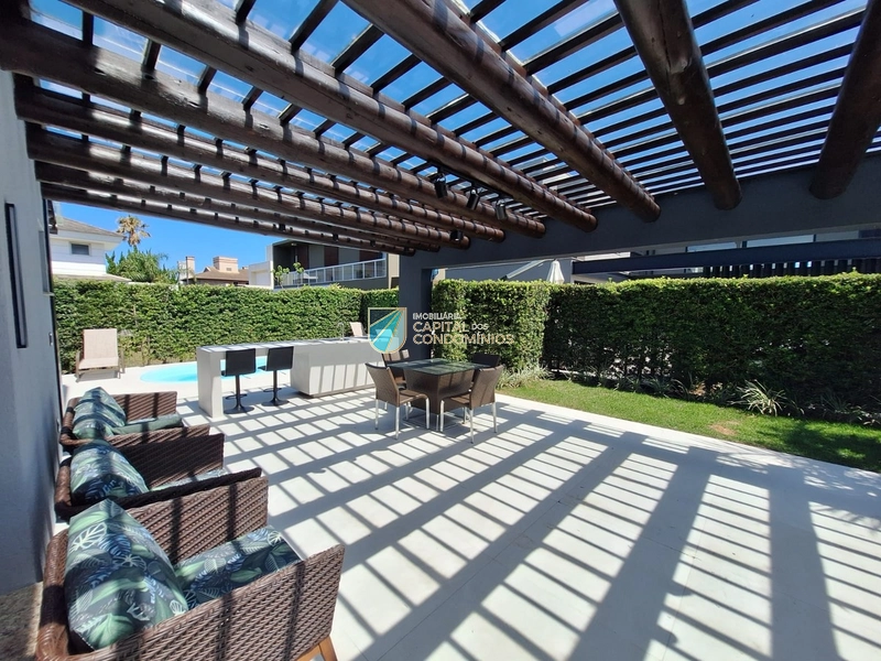 Sobrado em condomínio à beira mar em Xangri-lá.: 6ª foto da galeria de imagens do imóvel