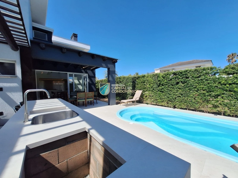 Sobrado em condomínio à beira mar em Xangri-lá.: 90ª foto da galeria de imagens do imóvel