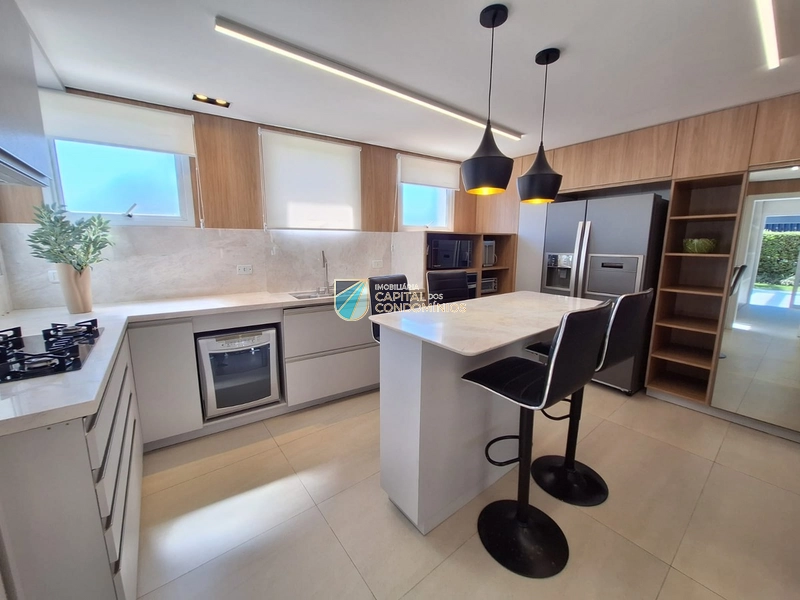 Sobrado em condomínio à beira mar em Xangri-lá.: 58ª foto da galeria de imagens do imóvel