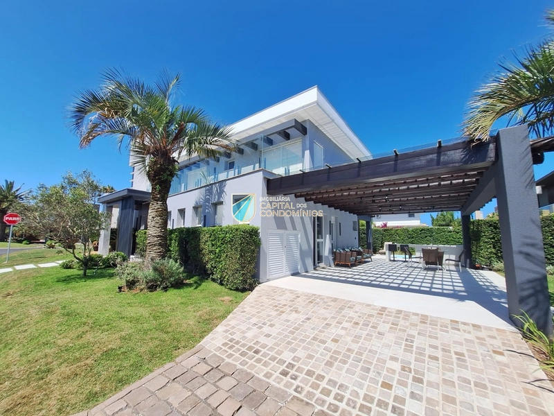 Sobrado em condomínio à beira mar em Xangri-lá.: 5ª foto da galeria de imagens do imóvel