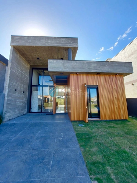Belíssima casa térrea no Condomínio Blue Xangri-lá: 1ª foto da galeria de imagens do imóvel