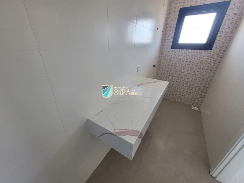 Sobrado novo em Atlântida: 33ª foto da galeria de imagens do imóvel