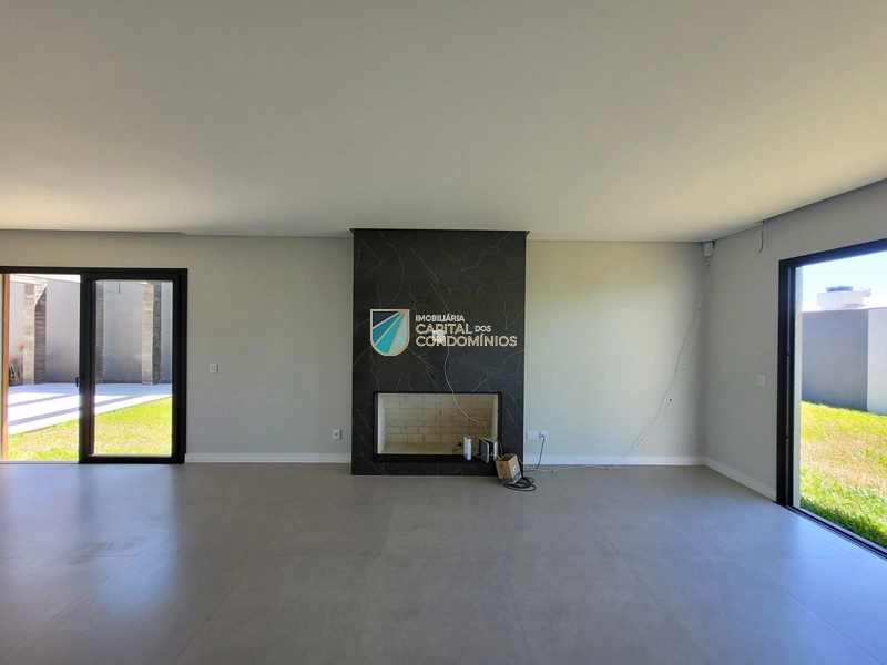 Sobrado novo em Atlântida: 23ª foto da galeria de imagens do imóvel