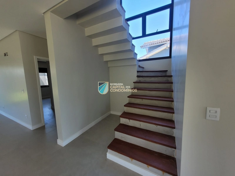 Sobrado novo em Atlântida: 30ª foto da galeria de imagens do imóvel