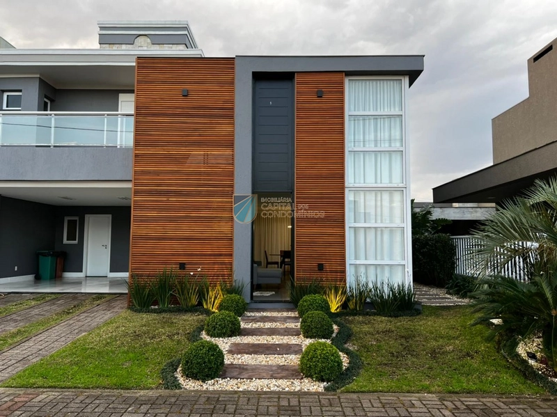 Sobrado mobiliado no Sea Coast