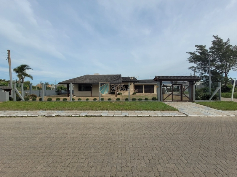 Ótima casa térrea na praia de Noiva do Mar: 1ª foto da galeria de imagens do imóvel