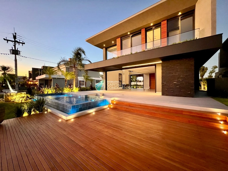 Sobrado beira lago no condomínio Malibu: 42ª foto da galeria de imagens do imóvel