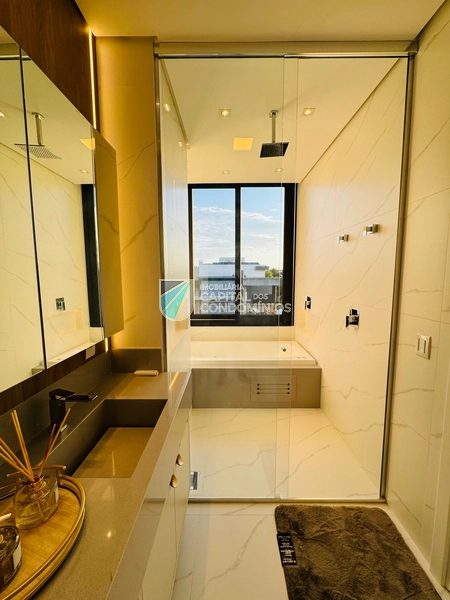 Sobrado beira lago no condomínio Malibu: 23ª foto da galeria de imagens do imóvel