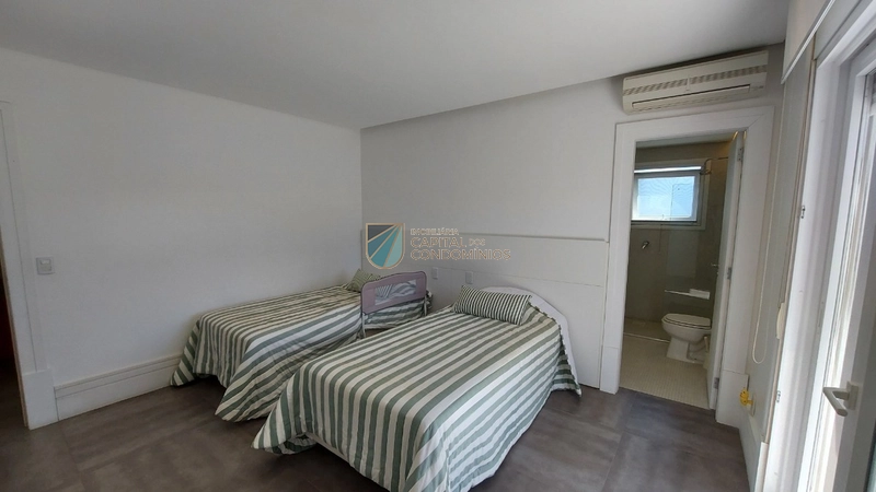 Sobrado em condomínio fechado em Atlântida: 31ª foto da galeria de imagens do imóvel