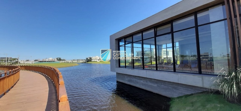 Excelente lote beira lago no Sense: 7ª foto da galeria de imagens do imóvel