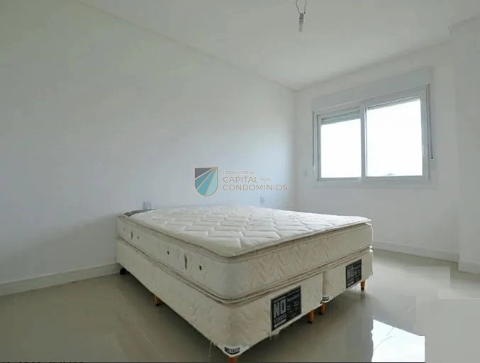 Sobrado frente lago: 13ª foto da galeria de imagens do imóvel