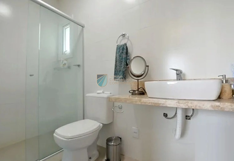 Sobrado frente lago: 11ª foto da galeria de imagens do imóvel