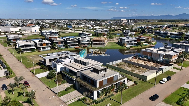 Sobrado de esquina no Sense: 40ª foto da galeria de imagens do imóvel