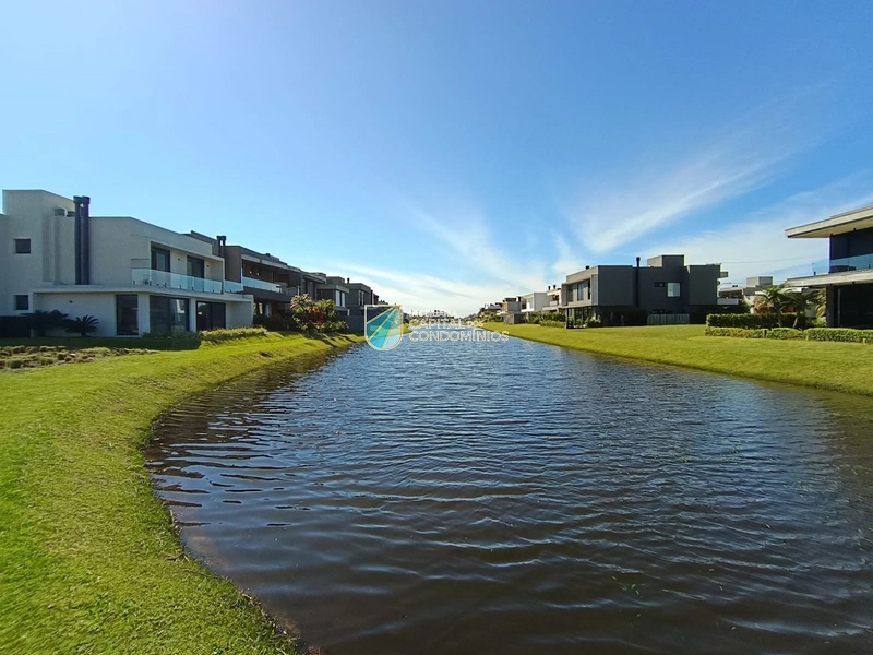 Sobrado beira lago de esquina: 56ª foto da galeria de imagens do imóvel