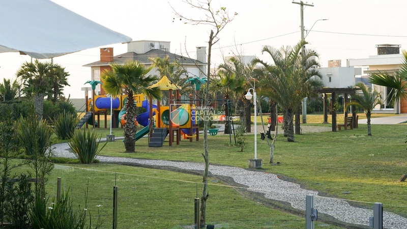 Casa mobiliada com fundos para área verde: 32ª foto da galeria de imagens do imóvel