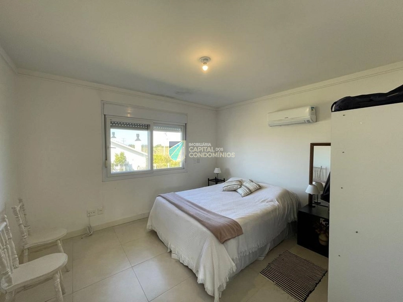 Sobrado com piscina: 9ª foto da galeria de imagens do imóvel