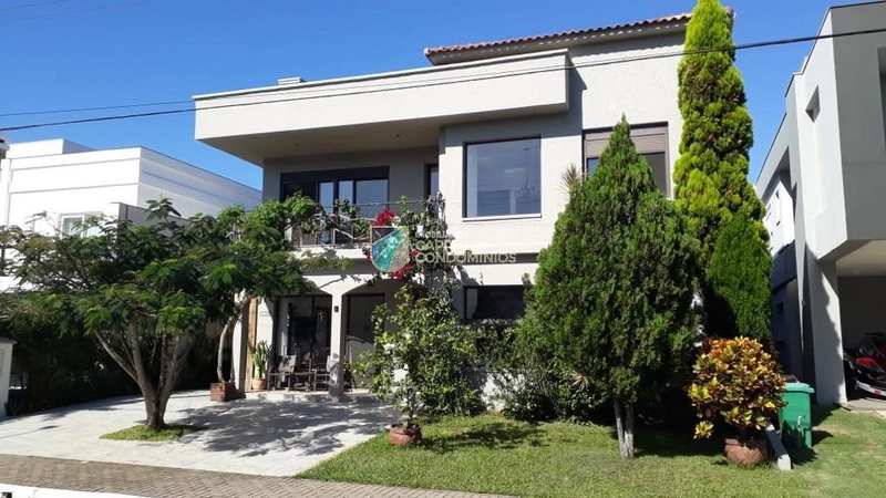 Sobrado no Condomínio Velas da Marina.