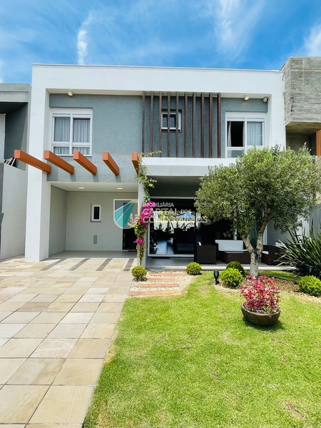 Excelente sobrado mobiliado no Condomínio Blue Xangri-lá!