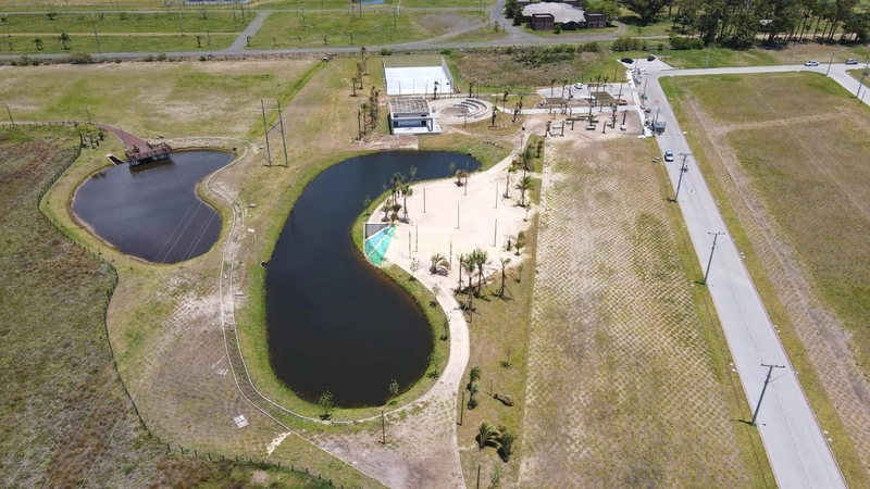 Lote pronto para construir em ótima localização!: 1ª foto da galeria de imagens do imóvel