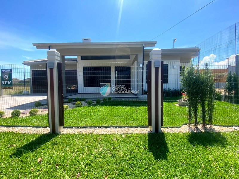 Casa em Atlântida: 2ª foto da galeria de imagens do imóvel