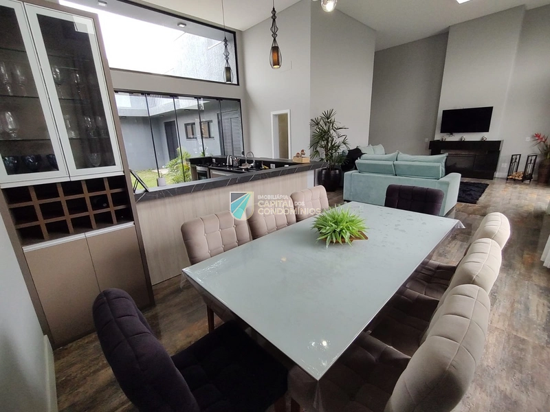 Casa térrea no Dubai: 16ª foto da galeria de imagens do imóvel