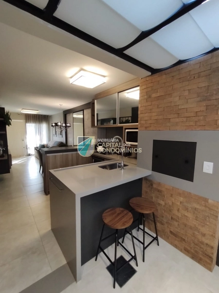 Casa Hermosa de esquina: 15ª foto da galeria de imagens do imóvel