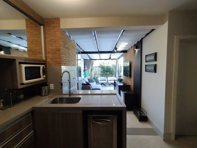 Casa Hermosa de esquina: 9ª foto da galeria de imagens do imóvel