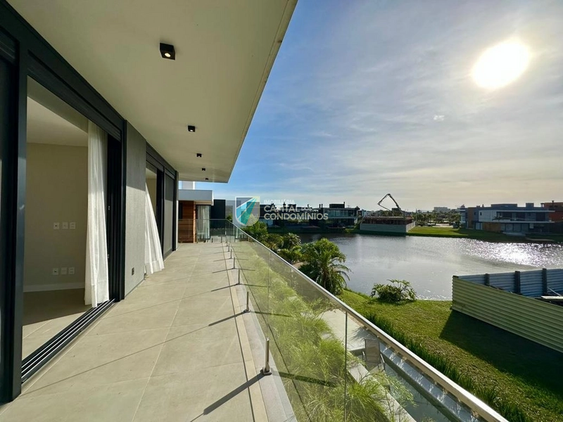 Sobrado novo no condomínio Sense em Xangri-lá.: 35ª foto da galeria de imagens do imóvel