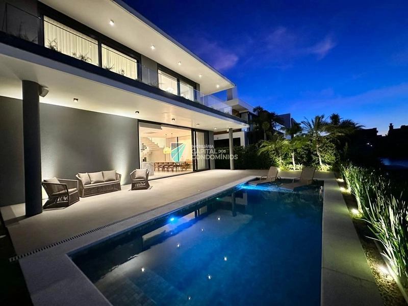 Sobrado novo no condomínio Sense em Xangri-lá.: 50ª foto da galeria de imagens do imóvel