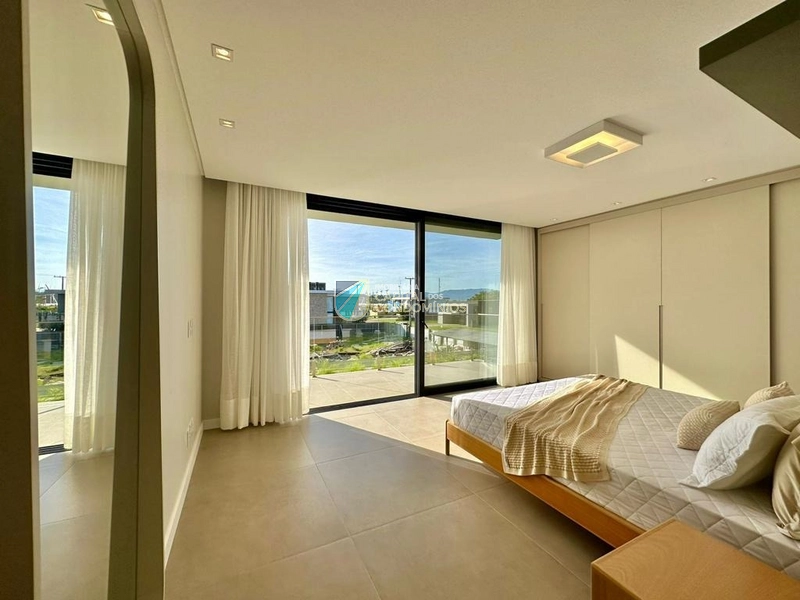 Sobrado novo no condomínio Sense em Xangri-lá.: 34ª foto da galeria de imagens do imóvel