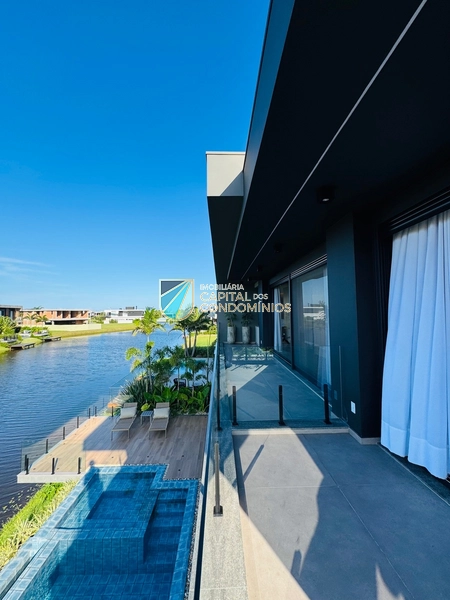 Sobrado de esquina no Condomínio Sense em Xangri-lá: 17ª foto da galeria de imagens do imóvel