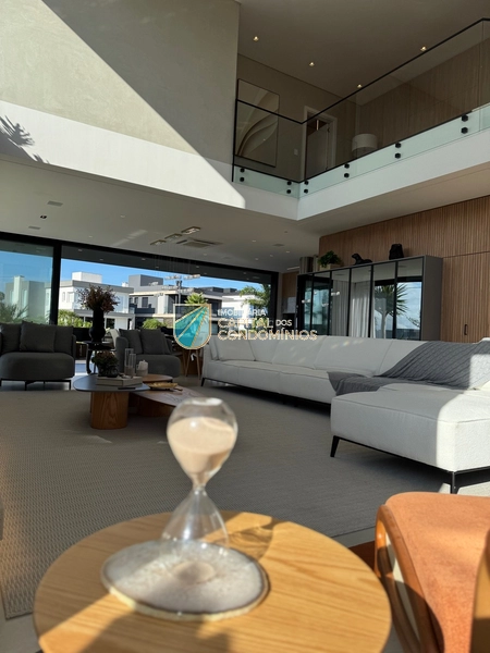 Sobrado de esquina no Condomínio Sense em Xangri-lá: 23ª foto da galeria de imagens do imóvel