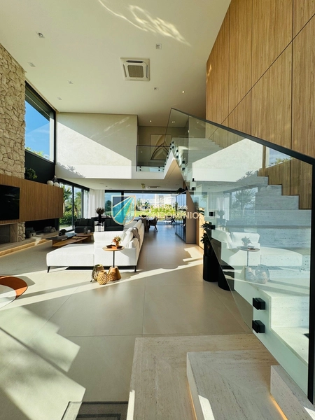 Sobrado de esquina no Condomínio Sense em Xangri-lá: 5ª foto da galeria de imagens do imóvel