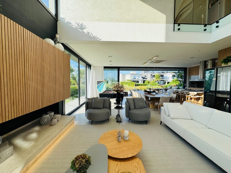 Sobrado de esquina no Condomínio Sense em Xangri-lá: 4ª foto da galeria de imagens do imóvel