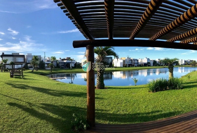 Terreno com linda vista para o lago e clube em condomínio fechado: 7ª foto da galeria de imagens do imóvel