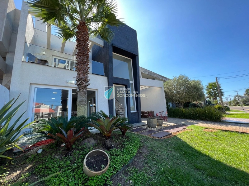 Sobrado no condomínio Las Palmas em Xangri-lá