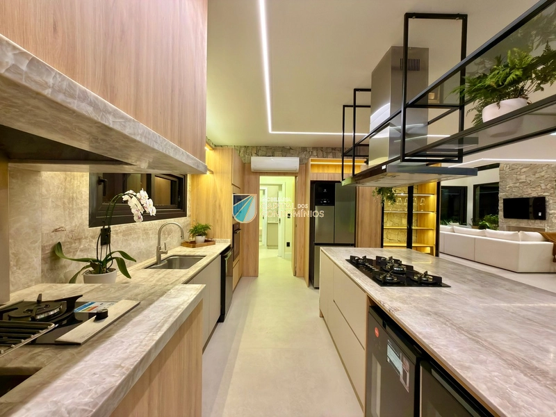 Sobrado mobiliado e decorado no condomínio Los Cobos em Xangri-lá.: 11ª foto da galeria de imagens do imóvel