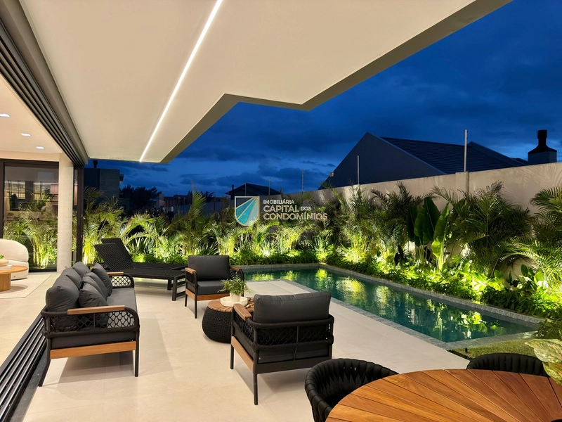 Sobrado mobiliado e decorado no condomínio Los Cobos em Xangri-lá.: 7ª foto da galeria de imagens do imóvel