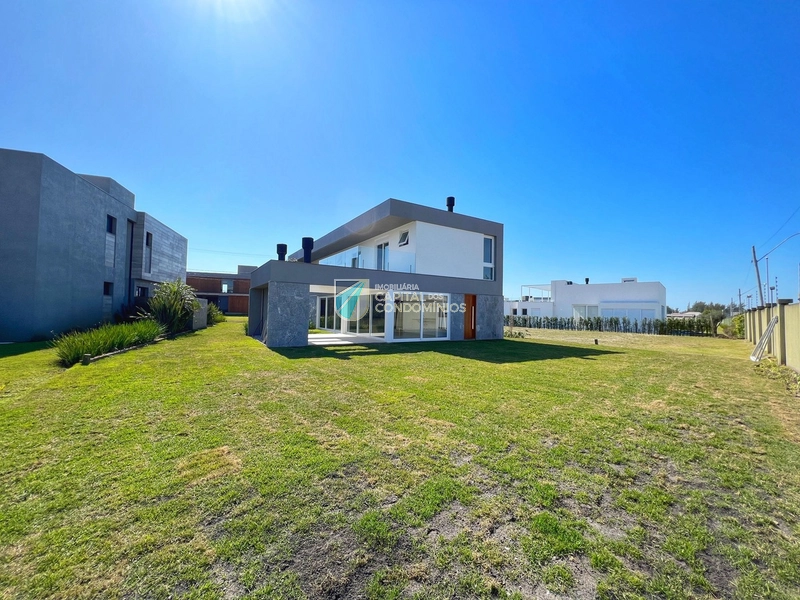 Sobrado novo no Cond. Celebration em Xangri-lá.: 15ª foto da galeria de imagens do imóvel