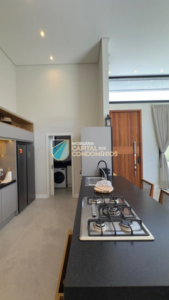 Casa térrea com piscina e spa no condomínio Sunset: 15ª foto da galeria de imagens do imóvel