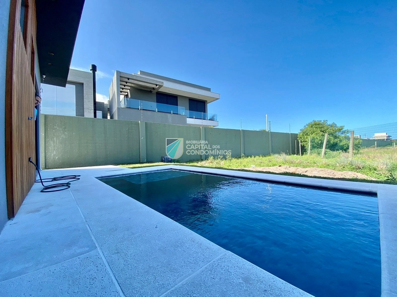 Casa térrea com piscina e spa no condomínio Sunset: 4ª foto da galeria de imagens do imóvel